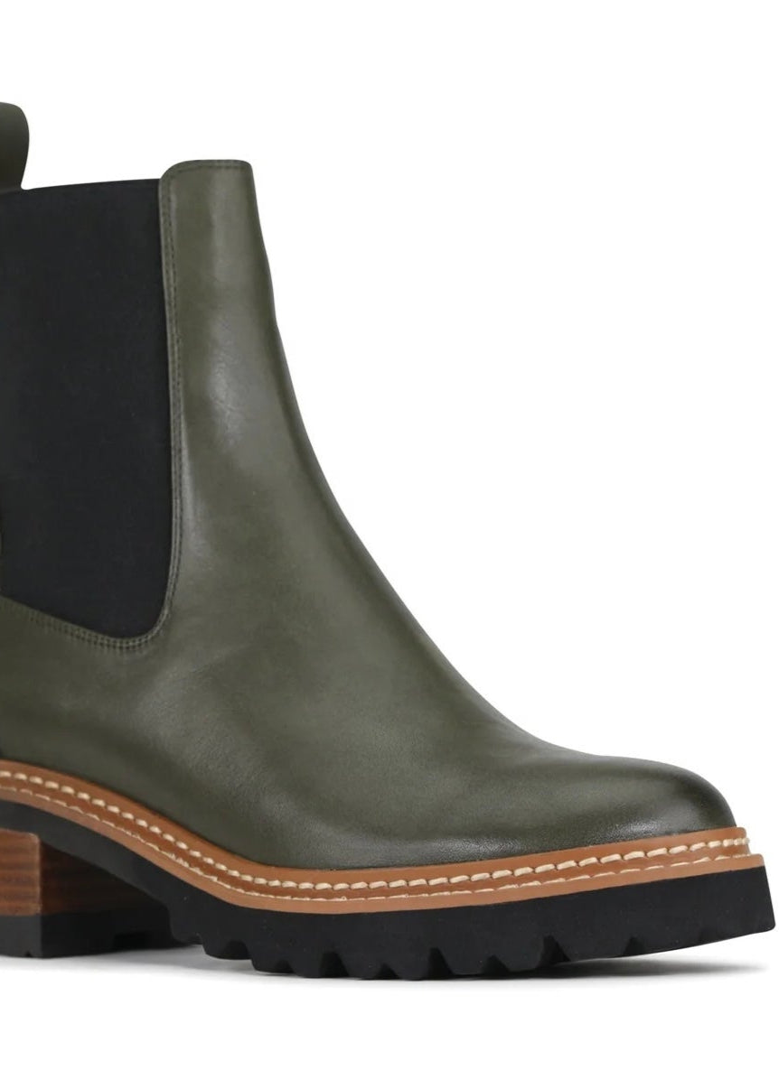 Linear Boots ~ Dark Olive