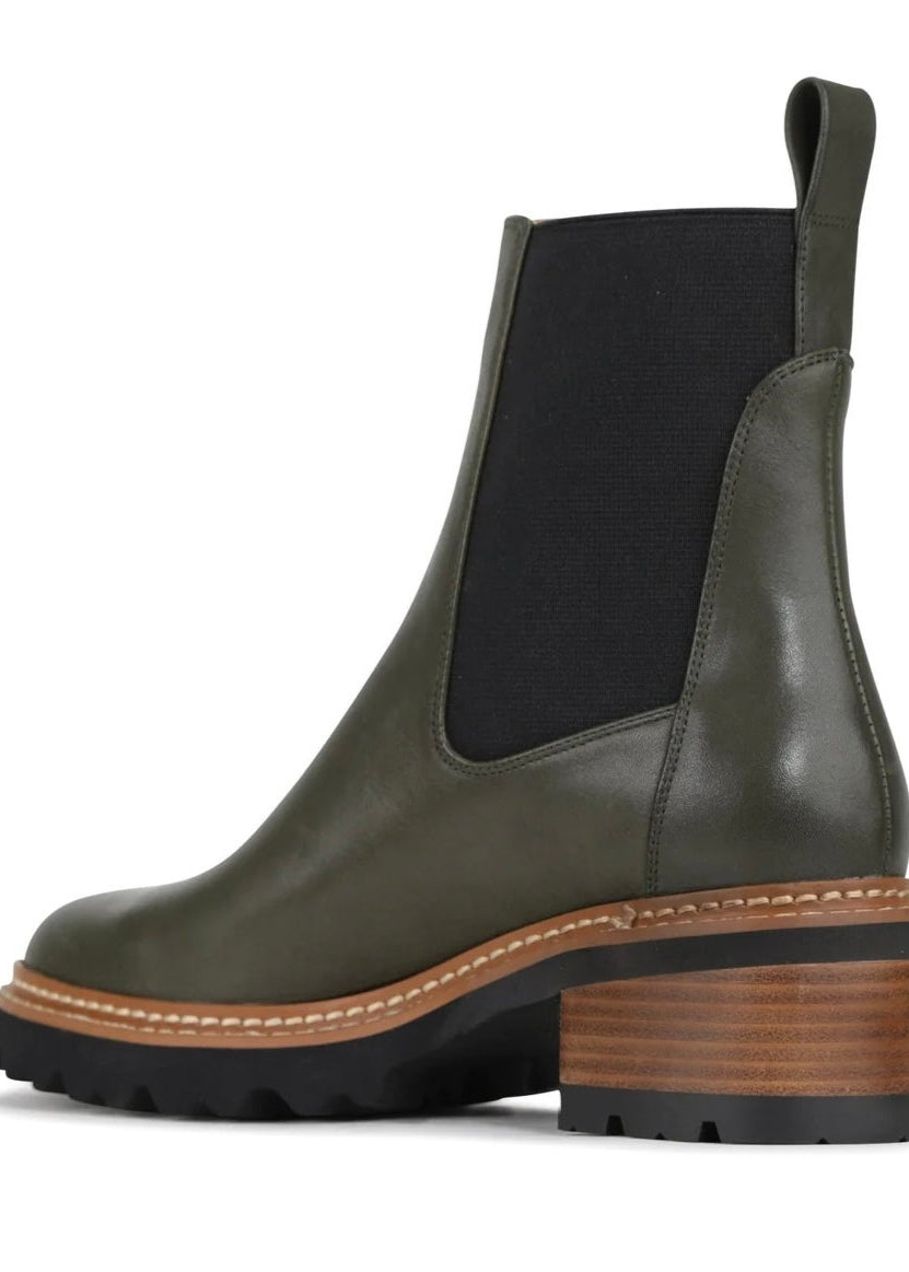 Linear Boots ~ Dark Olive