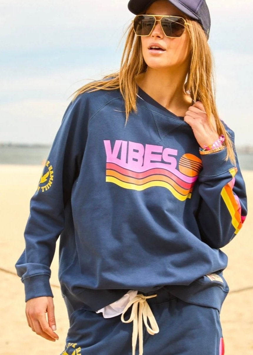 Retro Vibes Sweat ~ Navy